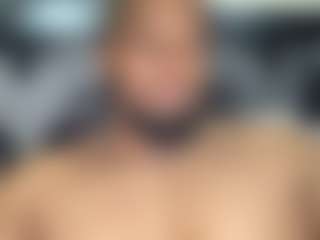 Live cam show with KingTGC - Living Room on Soda Cam