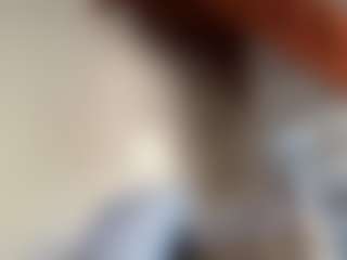 Live cam show with KingTGC - Living Room on nudelive.tv