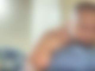 Live cam show with KingTGC - Living Room on Mixed Magazine Live