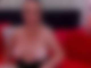 Live cam show with Katherine - Striptease on Camsoda