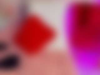Live cam show with SophieWiilson - Solo on Soda Cam