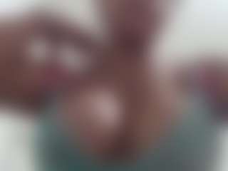 SWEETTLATINA's Live Sex Cam Show