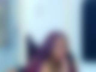 Live cam show with nia-evans - Moaning on chickslive.net