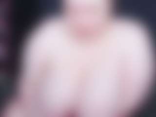Live cam show with looking4love6969 - Middle Aged on hotwifechat.live