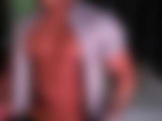 LoganRouxのライブセックスチャットショー