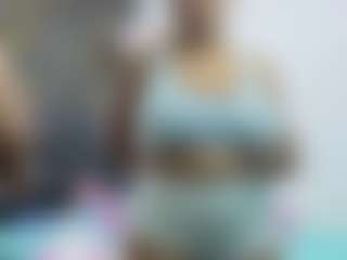Live cam show with patyashley - Eating Pussy on Mixed Magazine Live