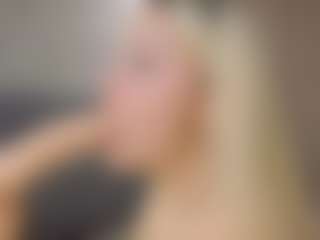 Live cam show with Liza - Messy on Camsoda
