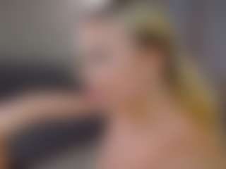Live cam show with Liza - Messy on Camsoda