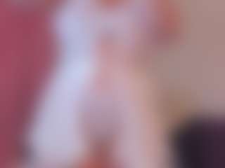 Live cam show with bigt3ti - Flirt on Camsoda