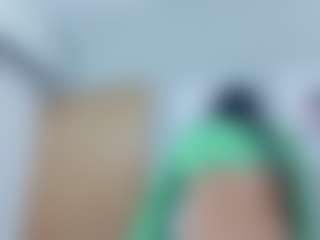 Live cam show with Emily - Black College on Big Tits | colombia