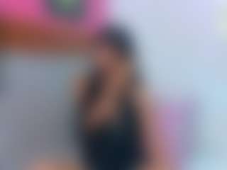 Live cam show with Emily - Asian Amateur on galaxygirlnitro.com