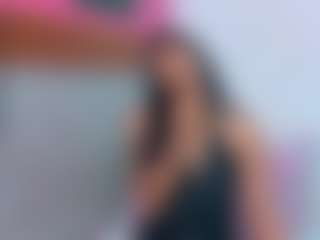 Live cam show with Emily - Cosplay BBW on madthumbs