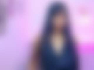 Live cam show with Emily - Asian Public on fapnchat