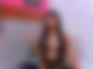Live cam show with Emily - Black MILF on Milfs Live