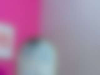 Live cam show with Emily - Muscle on sexytreat.net