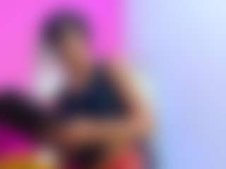 Emily MILF webcam performer live streaming