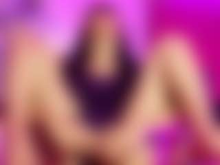Live cam show with Emily - Gape on Camsoda