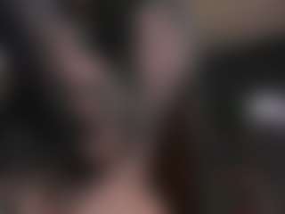 EmilyJhonsonn's Live Sex Cam Show