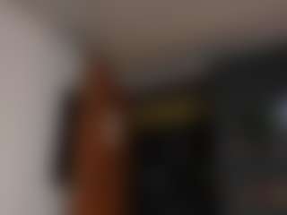 EmilyJhonsonn's Live Sex Cam Show