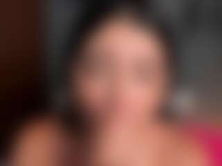 EmilyJhonsonn's Live Sex Cam Show