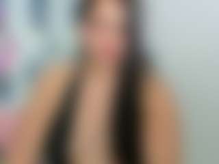 Live cam show with Isabella taylor - Dirty Talk on Soda Cam