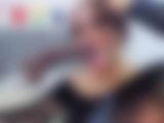 Live cam show with Angie Will - Lush on Camsoda