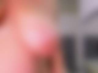 Live cam show with Angie Will - Sucking on https://playwithruby.com