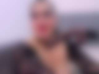 Live cam show with Angie Will - Sucking on AdultVida.com