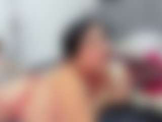 Angie Will MILF webcam performer live streaming