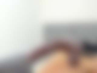 Live cam show with Angie Will - Sucking on Camiplay Live