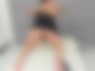 Live cam show with Angie Will - Public MILF on fuck-show.com