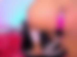 Live cam show with louisenails - Bedroom Ebony on Camsoda | colombia