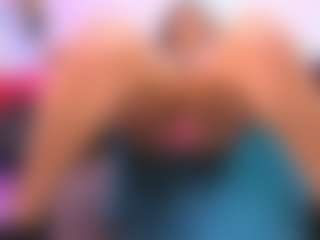 louisenails's Live Sex Cam Show