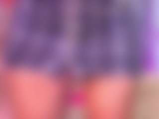 louisenails's Live Sex Cam Show