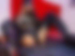 Live-camshow met MISTRESS EDGGY - Fake Tits op Camsoda
