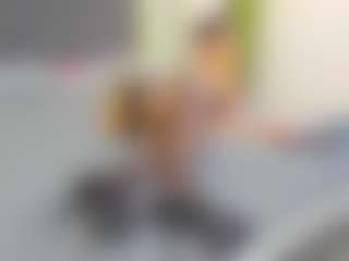Live cam show with VeraWatts - MILF on liverealitysex.com
