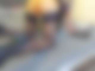 VeraWatts MILF webcam performer live streaming