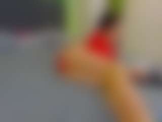 VeraWatts MILF webcam performer live streaming