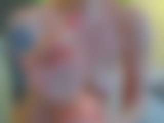 Live cam show with VeraWatts - Skinny MILF on Camsoda