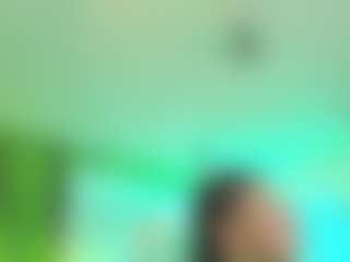 Live cam show with VeraWatts - Brown Hair on Camsoda