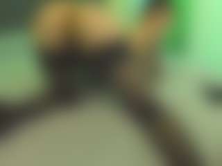 VeraWatts MILF webcam performer live streaming
