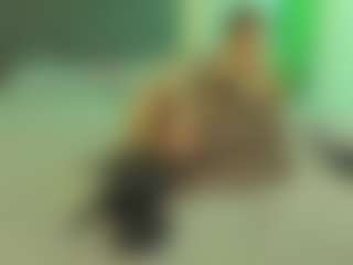 Live cam show with VeraWatts - Green Eyes on Livezox
