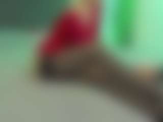 Live cam show with VeraWatts - Public Brown Hair on Mixed Magazine Live