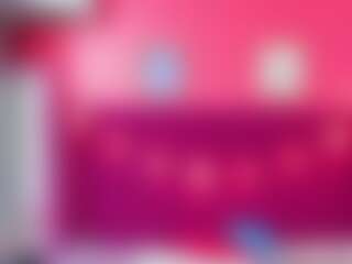 Live cam show with yourgoodgiirll - Threesome on Pornisteam.com
