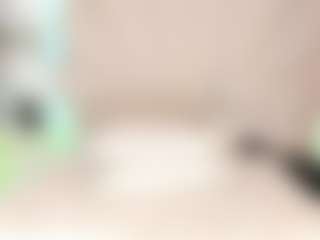Live cam show with Daniela angelina - Black Hair on Camsoda