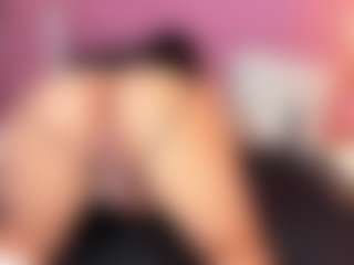 Live cam show with Daniela angelina - Spank on Hubzter Live