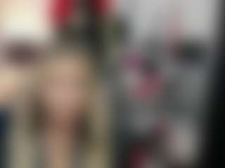 Live cam show with luxCrystal - Control on Free Soda