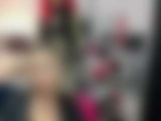 Live cam show with luxCrystal - Granny Petite on Camsoda