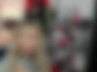 Live cam show with luxCrystal - Domina on StripNow