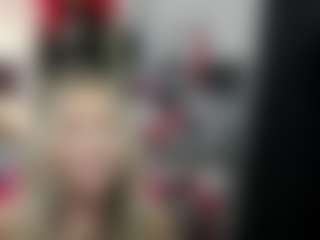 Live cam show with luxCrystal - Living Room on mypornchat.com
